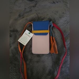 Sariuka Crossbody